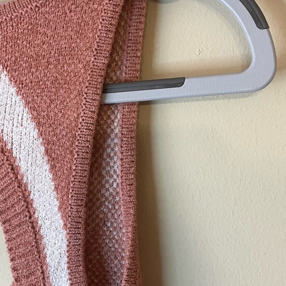 Fashion Nova Women Sweater Dress. Deep V Front Back is out size M - Picture 8 of 16